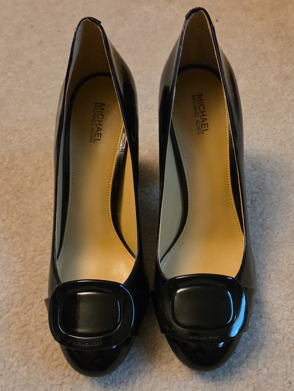 MICHAEL Michael Kors Black Patent Leather Womens Pumps